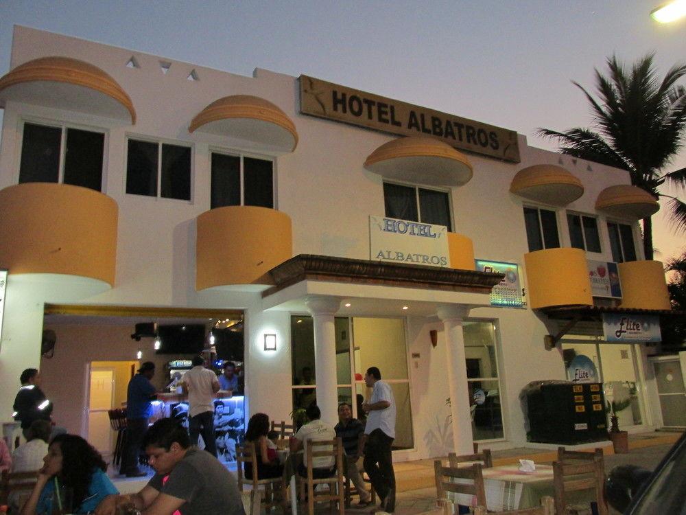 Hotel Albatros Manzanillo Exterior foto